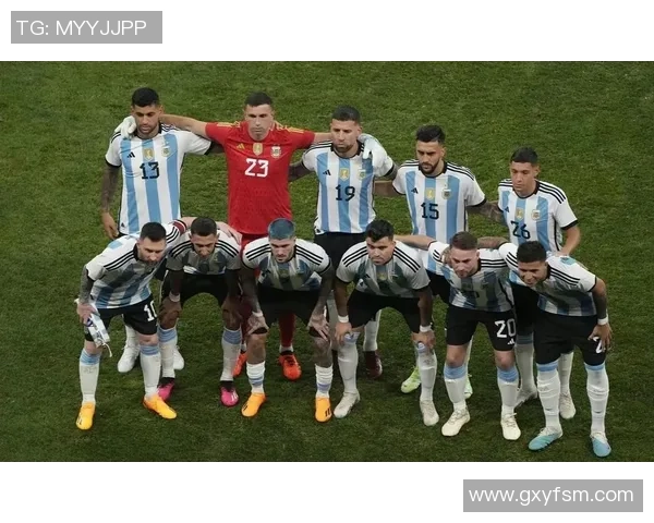 如何定义足球球星的标准与特点 解析真正的足球巨星应具备哪些素质